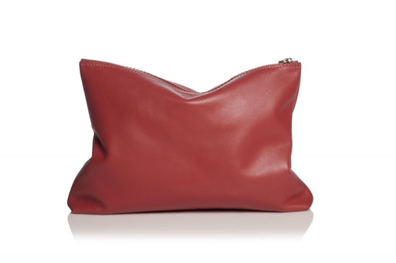 Bolso piel rojo clutch con borla Lacambra
